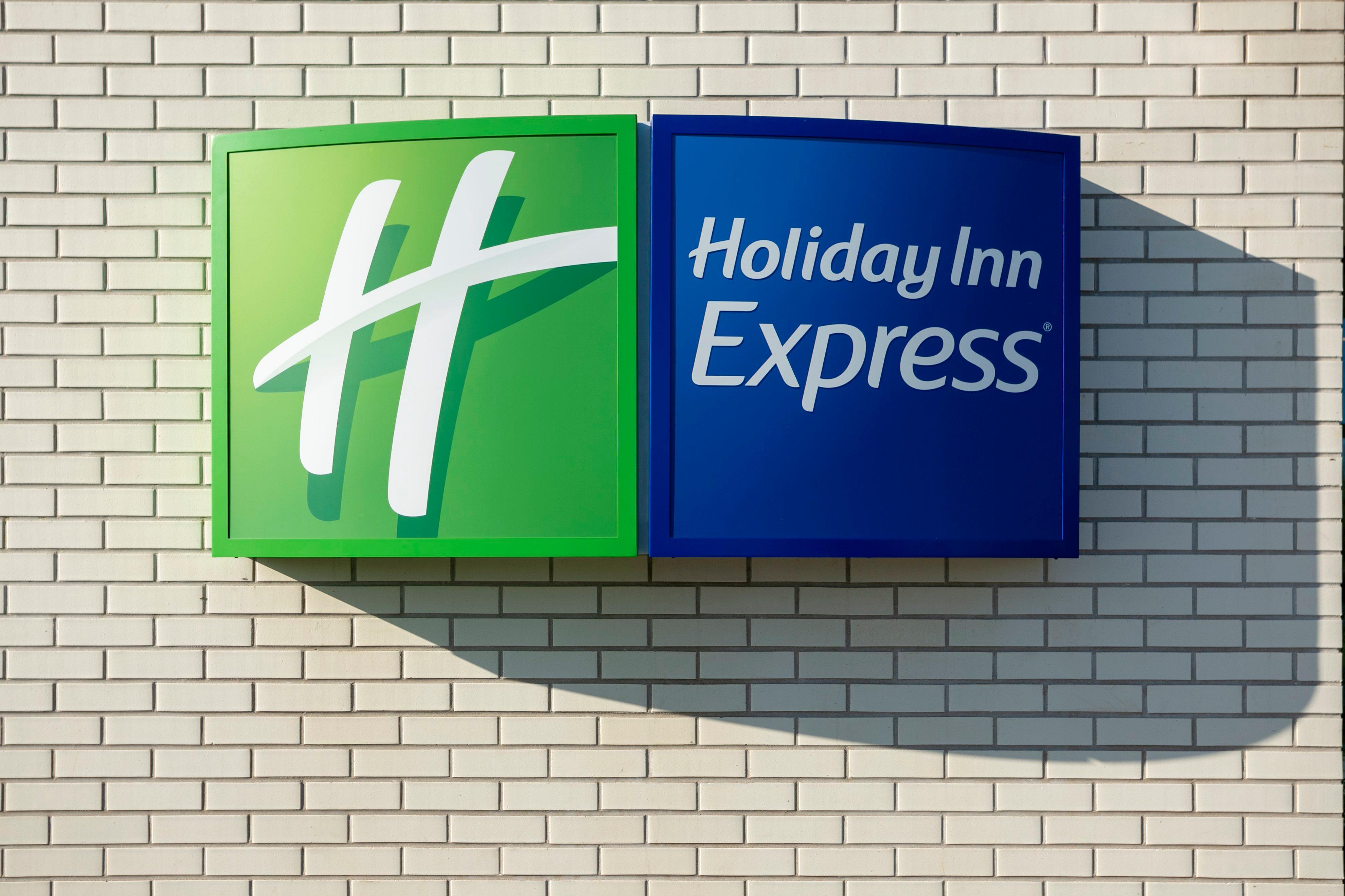 Holiday Inn Express Bridgwater M5, Jct24, An Ihg Hotel Exterior photo